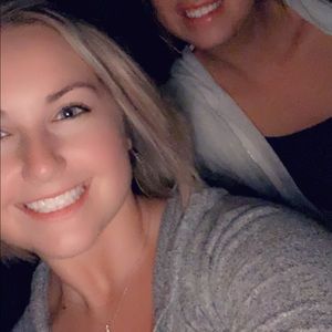 Meet your Posher, Sierra